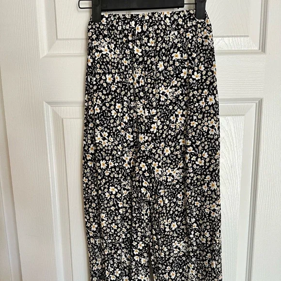 Lulus Orchard Stroll Black Floral Print Wide Leg Pants - Picture 7 of 9